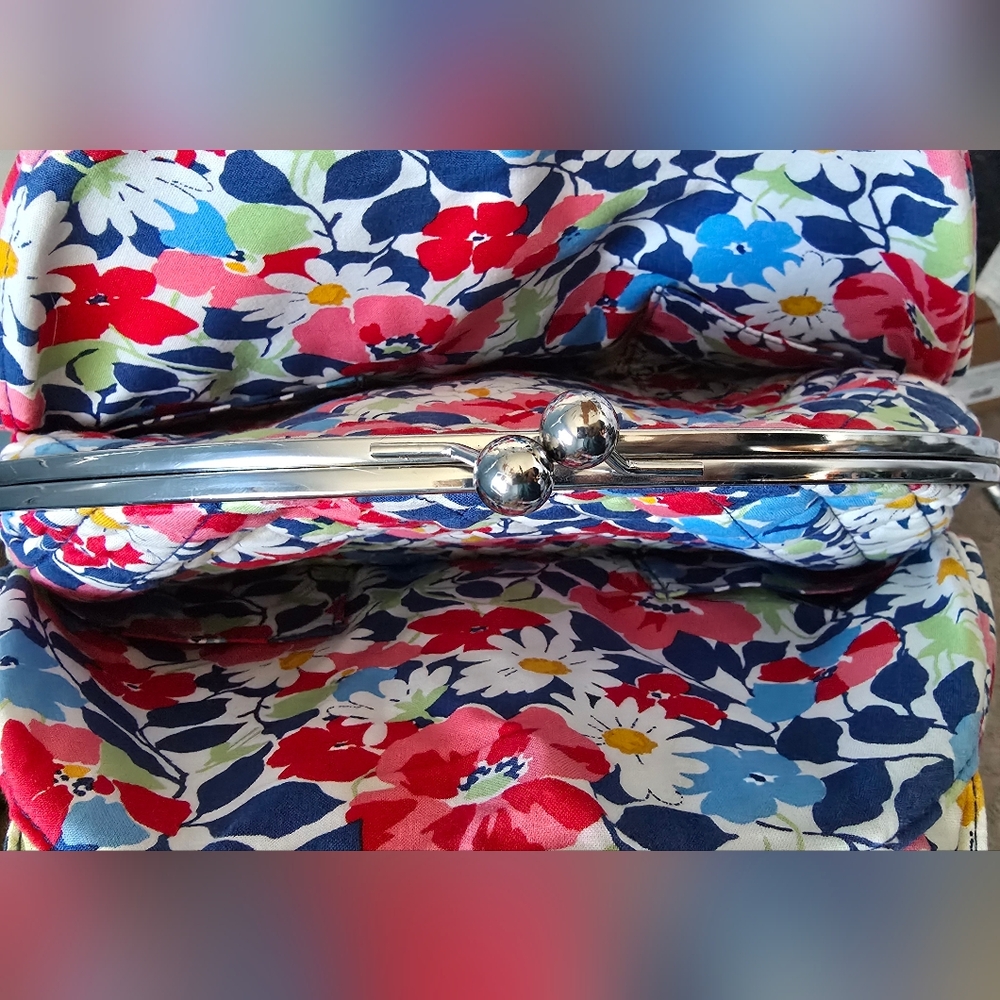 Vera Bradley Eloise Frame Quilted Shoulder Bag - Retired Print Kisslock purse - Picture 5 of 11